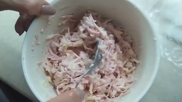 Очень вкусные пирожки с ветчиной и сыром!!!!!!!!!