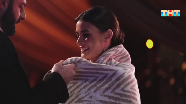 Ольга Шарыпова и Мария Махаринская знакомятся с Константином Гецати | Невеста. Экстра любовь