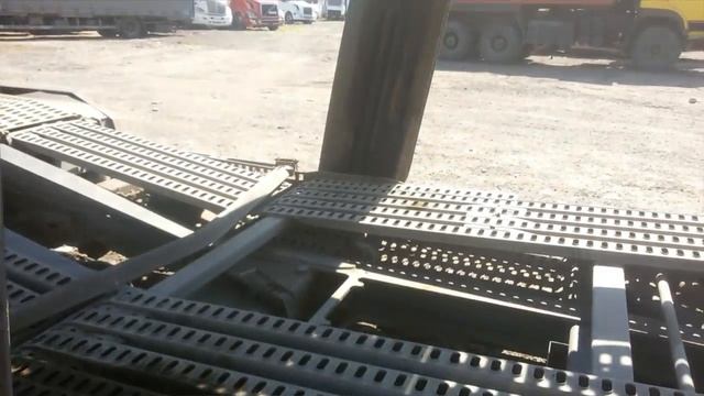 Видео-обзор: Автовоз Mercedes Actros 1840 (от «Трак-Платформа»)