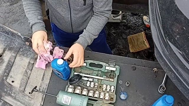 ЗАМЕНА МАСЛА В МКПП Kia RiO 3