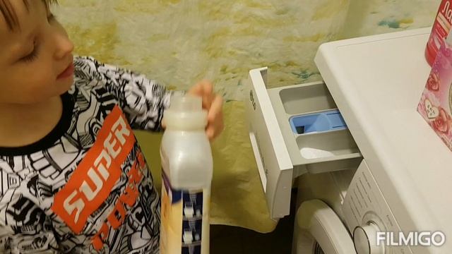 стиральная машина LG . Играем в стирку