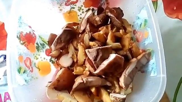 Как приготовить грибы маслята.