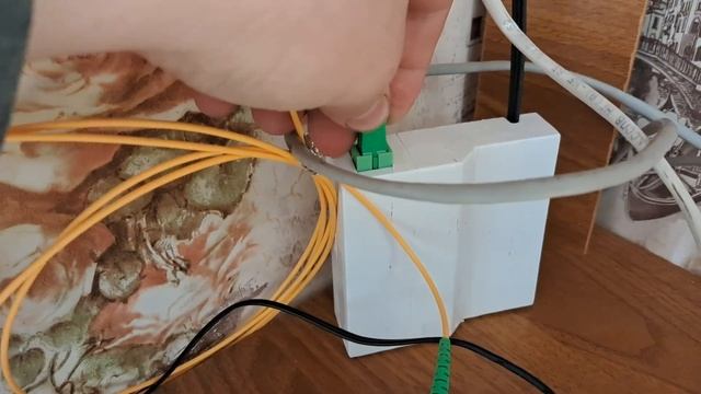 Почему индикатор LOS мигает красным на роутере GPON