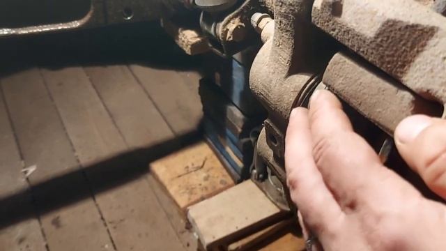 Замена пыльников супорта Уаз Патриот