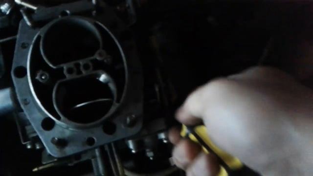 Как снять карбюратор с ВАЗовской Классики
