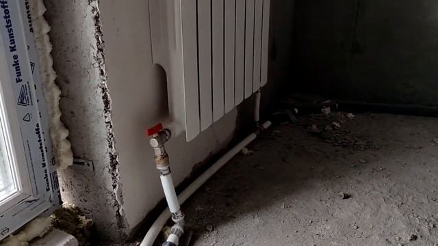 Монтаж системы отопления нержавеющей гофрированной трубой в многоквартирном жилом доме. От и до.