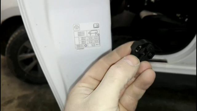 Снятие ручки лада Х-рей. LADA XRAY