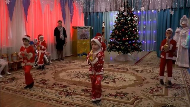 ТАНЕЦ МОРОЗЯТ