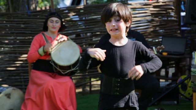 Грузия.Национальный парк.Мачахела.Батуми.Обед в грузинской семье.Грузинские песни и грузинские танц