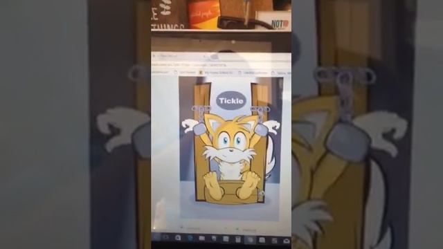 Tails tickle game