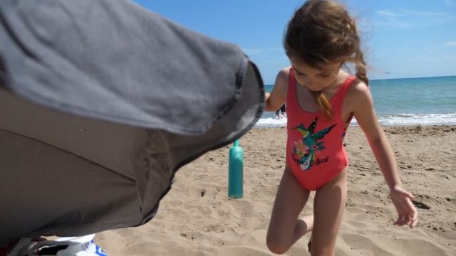 VLOG Докупили еще одежды Насте и она уехала в Италию