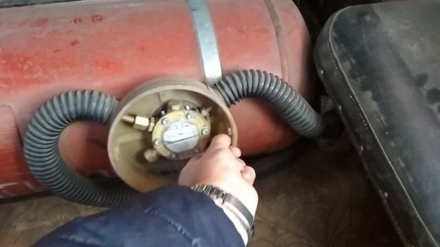УАЗ 31512 моя история #29 как слить конденсат с редуктора ГБО