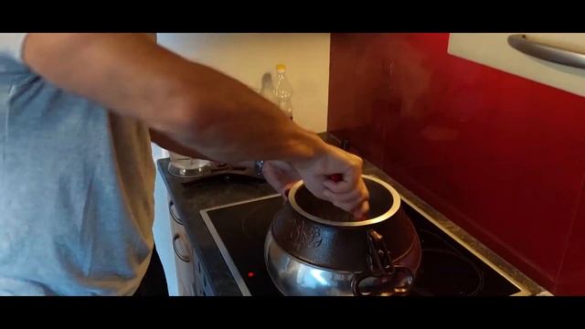 Утка с перловой кашей в афганском казане