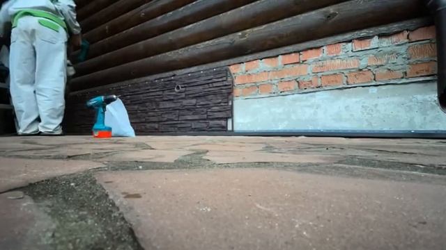 Монтаж цоколя фасадными панелями