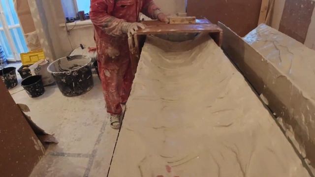 Карнизы - галтели. Гипсовые тяги на потолок. Изготовление лепнины из гипса.