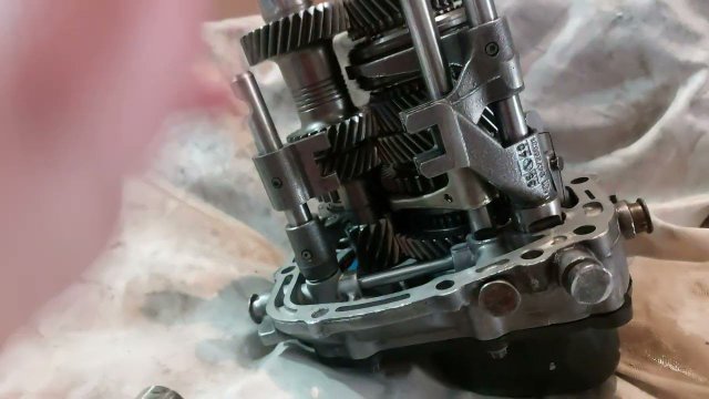 Ремонт вторичного вала кпп f17. ТАК ДЕЛАТЬ НЕ НАДО.