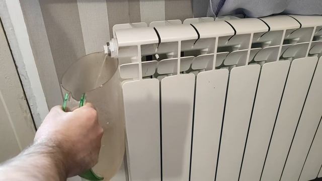 Как спустить воздух из батареи краном Маевского