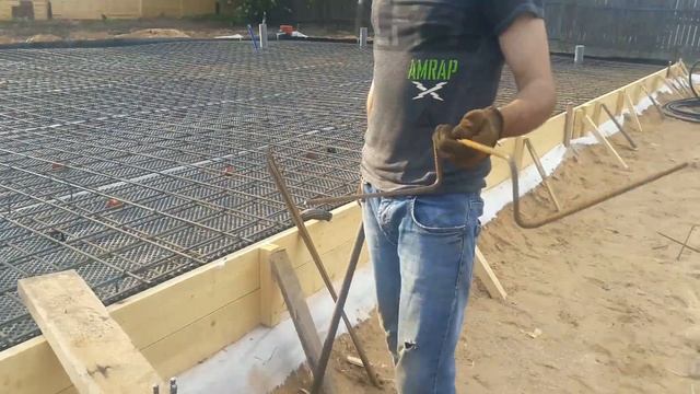 MasicHouse - Фундамент монолитная плита. Вязка арматуры