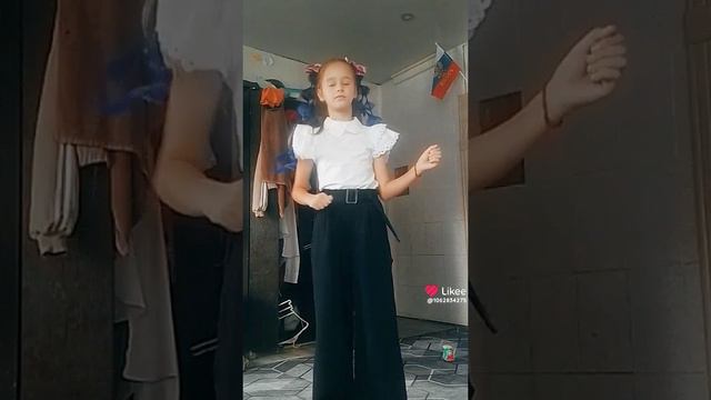Like_7409882115195356871.mp4