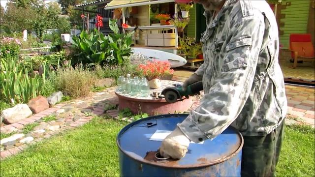 Как вскрыть 200-литровую железную бочку для воды.Два способа открыть железную бочку под воду.