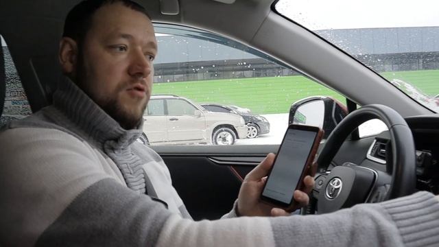 Подключение Miracast к штатному  ГУ Toyota RAV4. Как смотреть Youtube  на штатном ГУ.