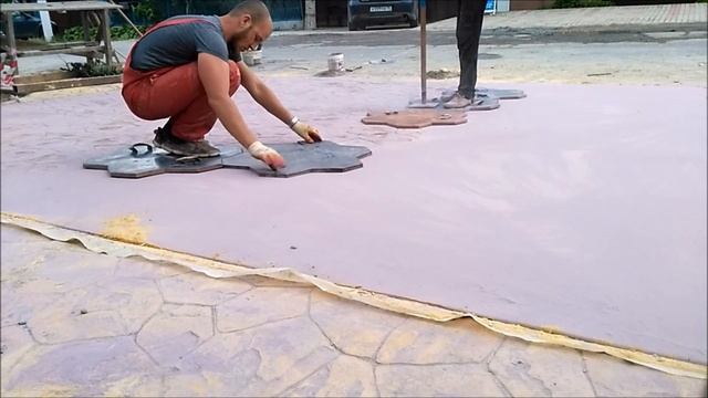 Декоративный печатный бетон, как делают декоративный бетон.