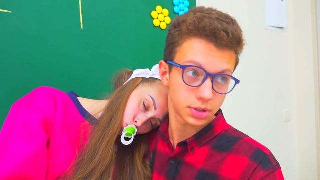 КАПА Стала РЕБЕНКОМ на 24 Часа !