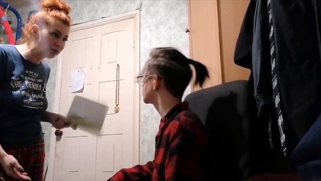 ЛЕХА ПОЛУЧИЛ ДВЕ ДВОЙКИ! МАМА РАЗОРВАЛА ЕМУ ТЕТРАДЬ! (контент из Boosty)