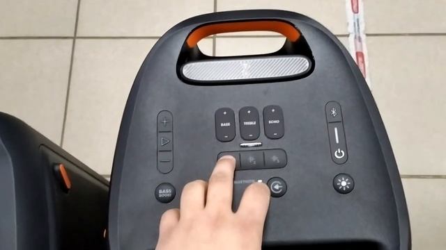 JBL Partybox 310 обзор и сравнение с JBL Partybox 300