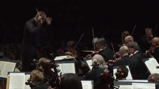 Sarah Fox, Beethoven Symphony No. 9, Oslo Philharmonic Orchestra, Vasily Petrenko (final movement)