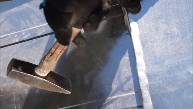 Дымоход + обход дымоходной трубы оцинкованным металлом. Кровмонтаж.