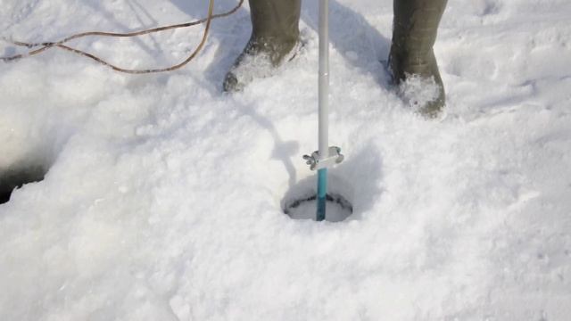 ЭЛЕКТРО БУР ДЛЯ ЗИМНЕЙ РЫБАЛКИ !!!