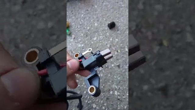 Замена регулятора напряжения на автомобиле Приора