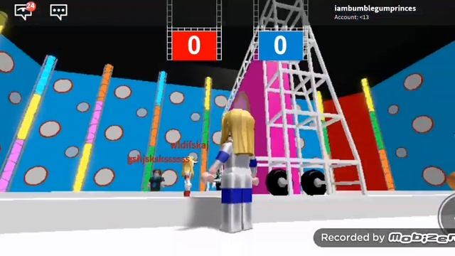 Hole in the wall:i get lost in this hole wall game