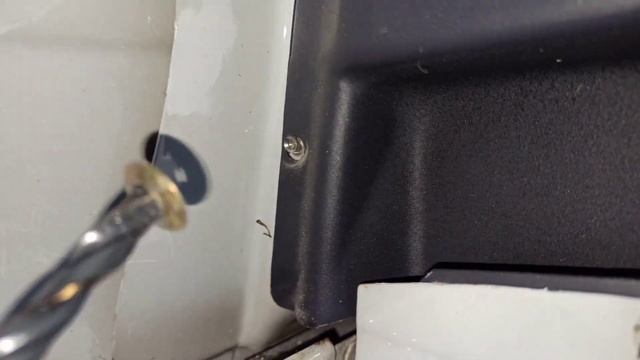 Как снять клёпку, удаление или расклёпывание металлических заклёпок.
