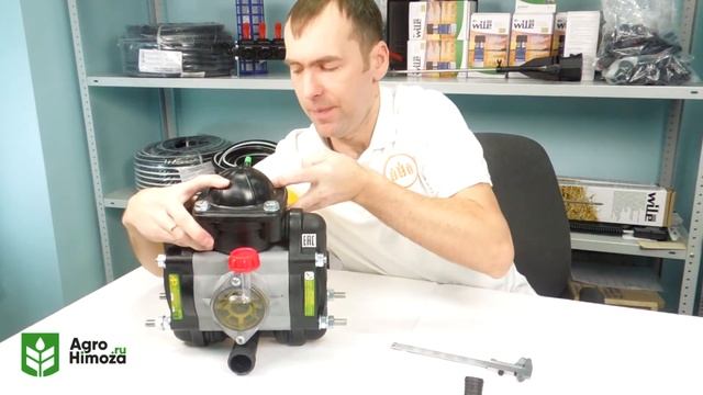 Насос для польских опрыскивателей марки P-100 (Agroplast)
