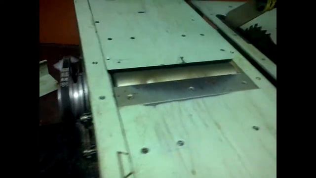 деревообрабатывающий станок ИЭ 6009
