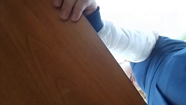 в школе
