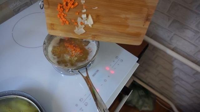 Бомж обед за 10 рублей. Эконом обед. Будни Ани