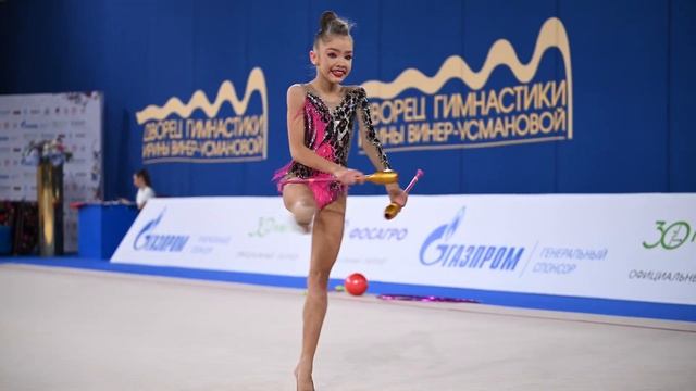 Первенство России по художественной гимнастике. Савинова Ксения -  Булавы