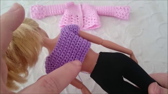 Одежда для куклы крючком Ажурная кофточка