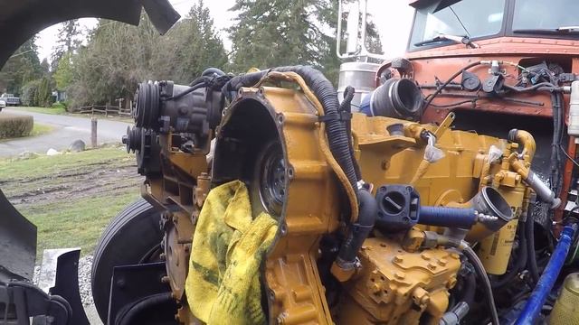 Ремонт двигателя на Бизоне [DWBnl96wyGs]