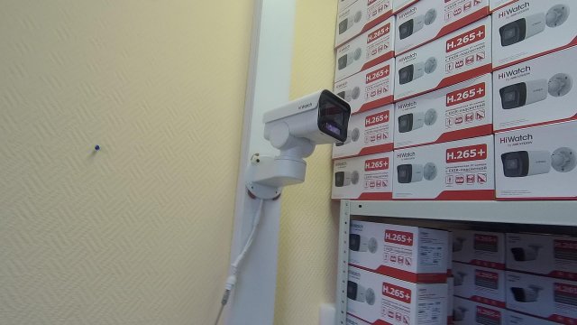 Обзор и настройка уличной управляемой PTZ камеры с микрофоном 4Мп HiWatch PTZ-Y2404I-DE