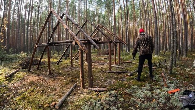 СТРОЮ ХИЖИНУ в ЛЕСУ! Строю ОДИН, ДОМИК в ЛЕСУ 3 ДЕНЬ СТРОЙКИ 2К