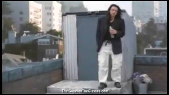 Ностальгирующий Критик - Комната