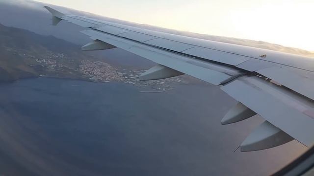 Funchal airport take off.