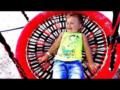 VLOG Играем на Детской Площадке МАЙАМИ! Playground fun Play Place for kids Видео для Детей