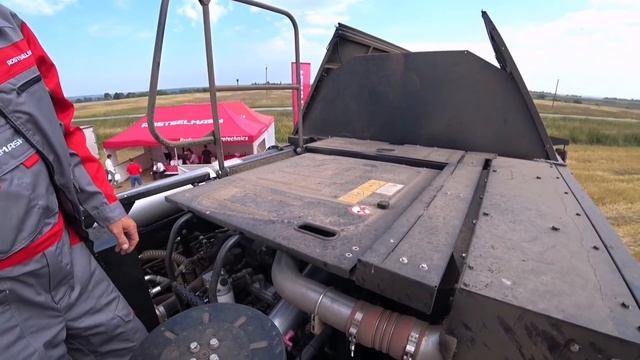 НОВЫЙ РОССИЙСКИЙ КОМБАЙН. РОСТСЕЛЬМАШ Т500