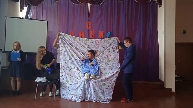 Юмористическая сценка "Один день из жизни учителя"