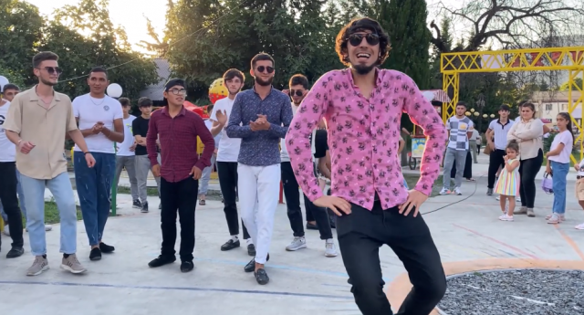 Супер Чеченская Зажигательная Лезгинка 2023 Парни Танцуют Класс Dance ALISHKA Lezginka Zaqatala